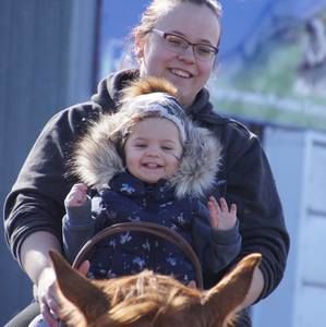 Meet your Posher, Cassandra